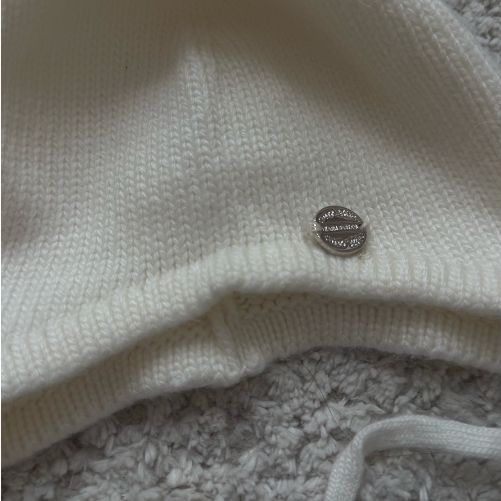 Cashmere Cozy White Knit baby Hat - Picture 5 of 8